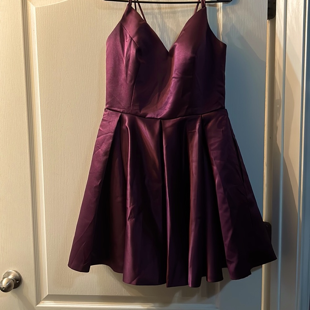 Plum Colored, With Pockets And Corset Lace Up Dress